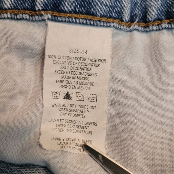 Vtg Tommy Hilfiger Denim Shorts Size 14 Mid Rise Light Wash Ripped Cotton Denim - Picture 4 of 9